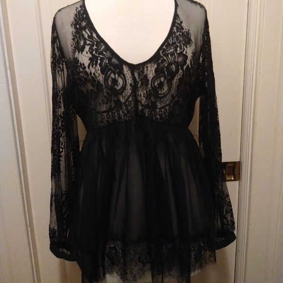 Tops - Black sheer lace ruffle waisted long sleeve shirt